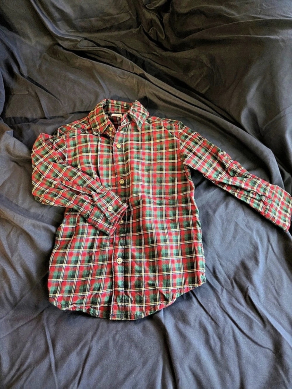 carter's Plaid Button Down Shirt in Red & Green Size 2T